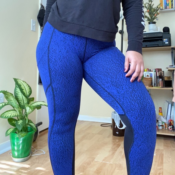 Lululemon leggings - Picture 1 of 3